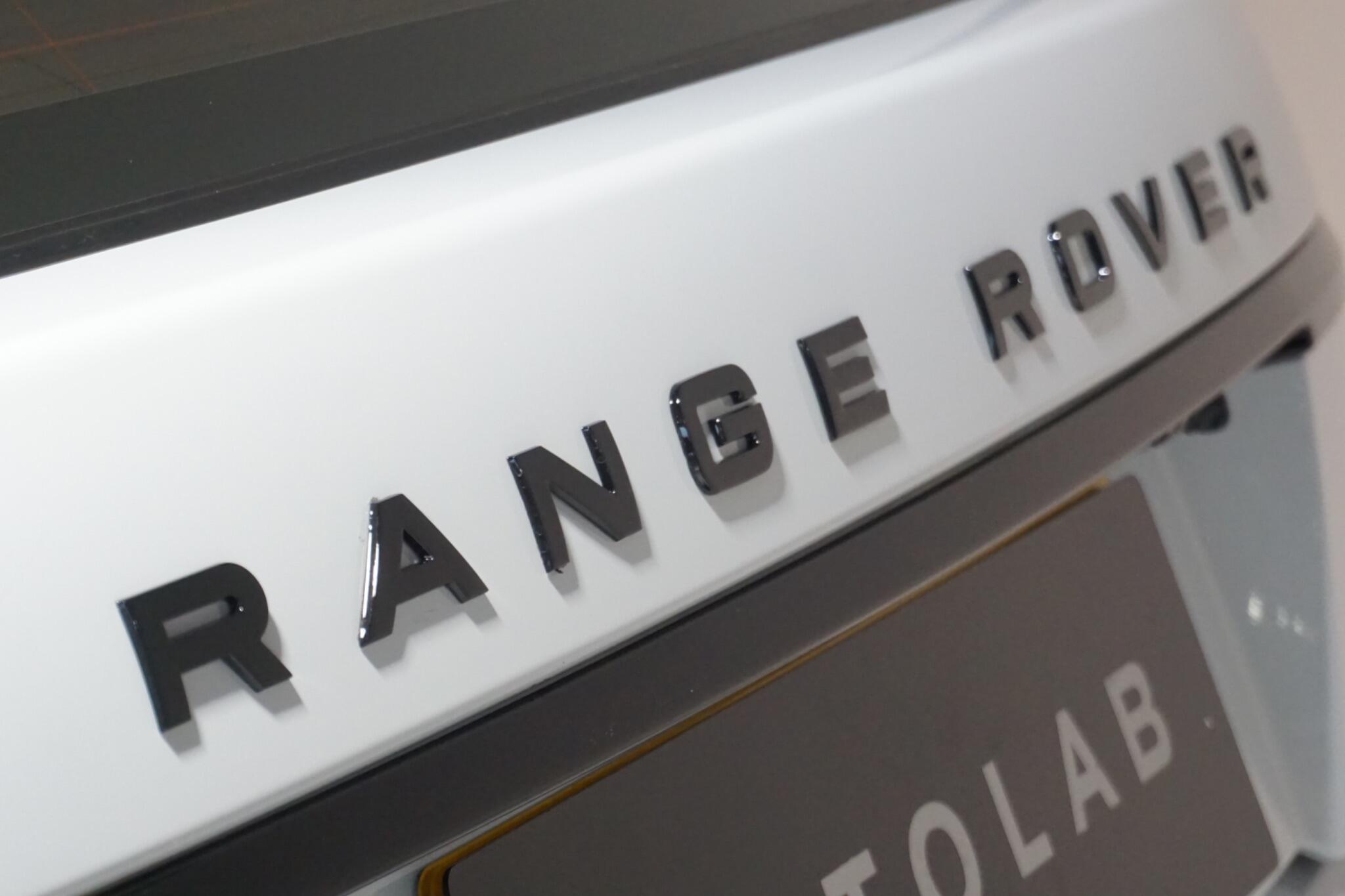 Land Rover Range Rover 2.0 P400e 13.1kWh Vogue SUV 5dr Petrol Plug-in Hybrid Auto 4WD Euro 6 (s/s) (404 ps)